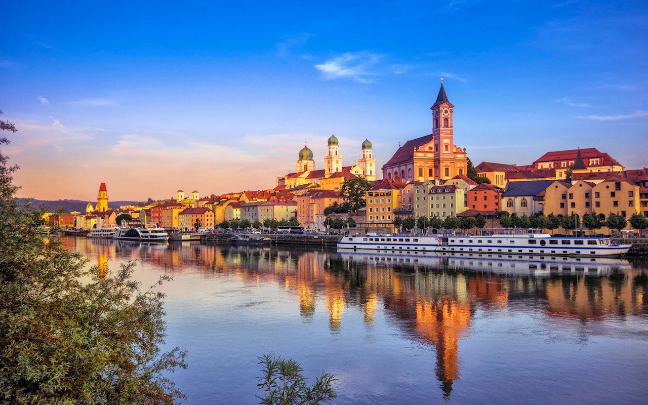 Câte țări străbate Dunărea? Care sunt capitalele străbătute de ...